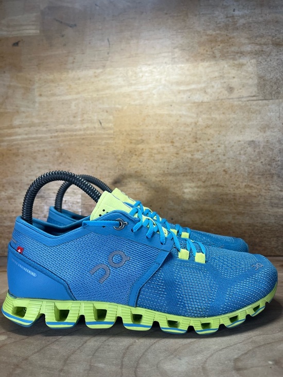 On Running Shoes - On Cloud X REFLECTIVE LIGHTWEIGHT Womens Size 6.5 Running Shoes Sneakers Blue
